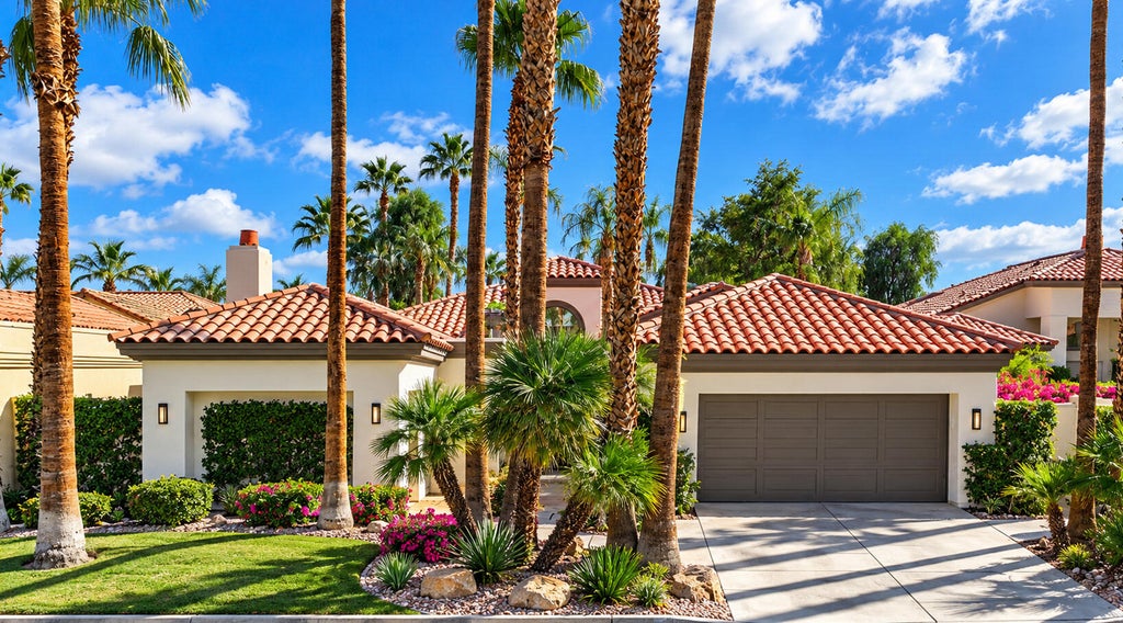 Photo of 56928 Merion, La Quinta, CA 92253 (MLS # 219154005)