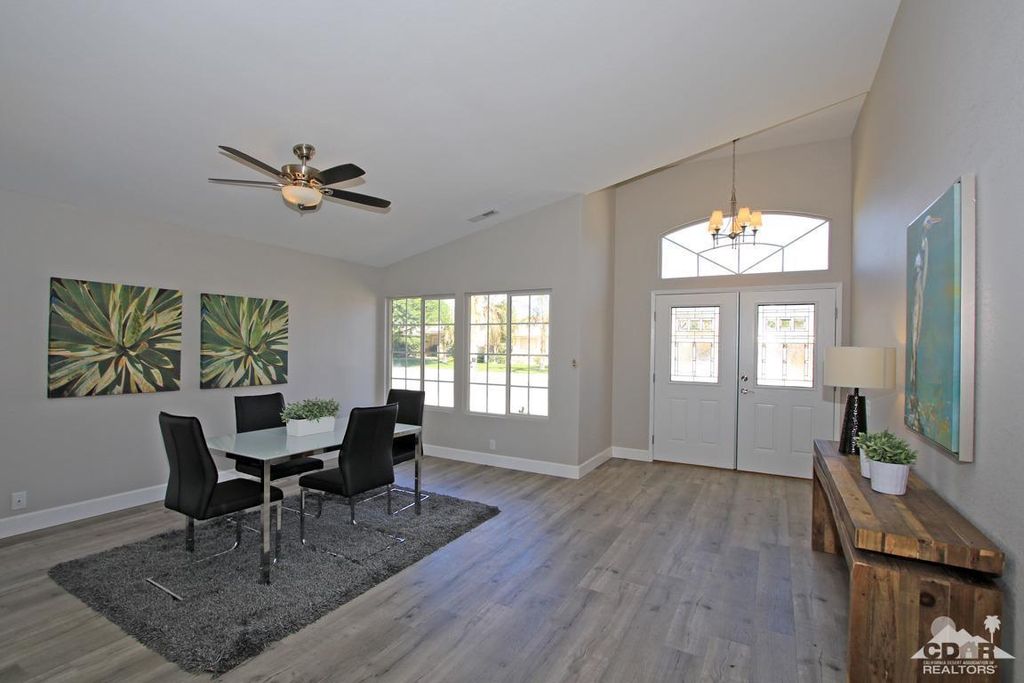 listing image 10999431823589935982