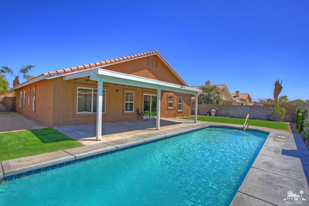 listing image 10995039122908901229