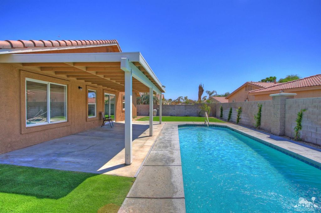 listing image 10990127835519401003