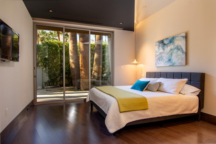 Palm Springs, California 92262, United States, 5 Bedrooms Bedrooms, ,4 BathroomsBathrooms,Residential,Active,255057