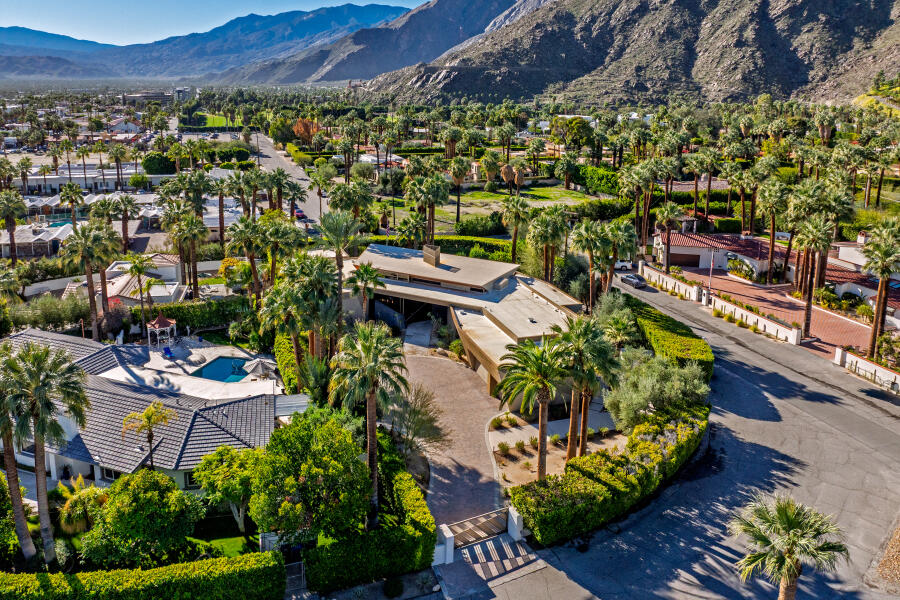 Palm Springs, California 92262, United States, 5 Bedrooms Bedrooms, ,4 BathroomsBathrooms,Residential,Active,255057