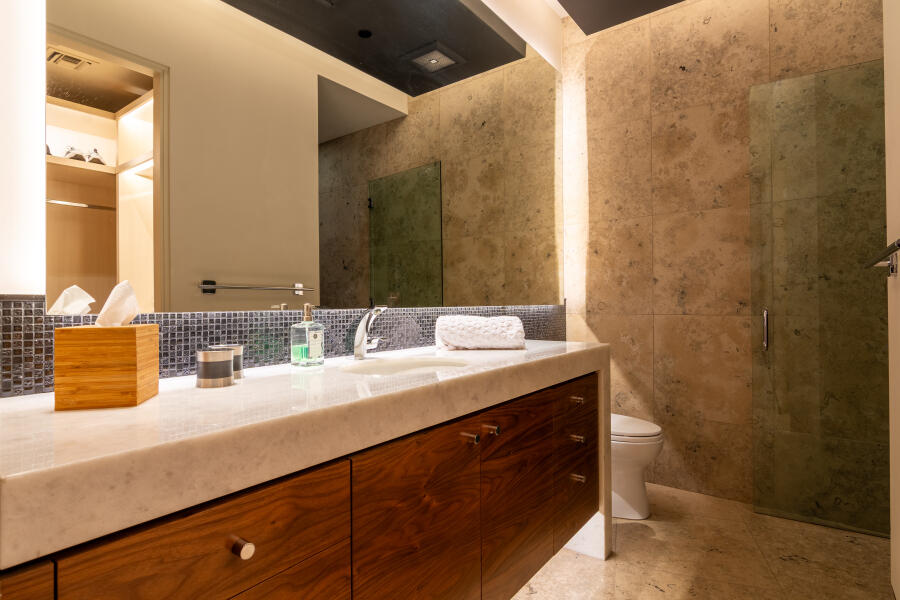 Palm Springs, California 92262, United States, 5 Bedrooms Bedrooms, ,4 BathroomsBathrooms,Residential,Active,255057