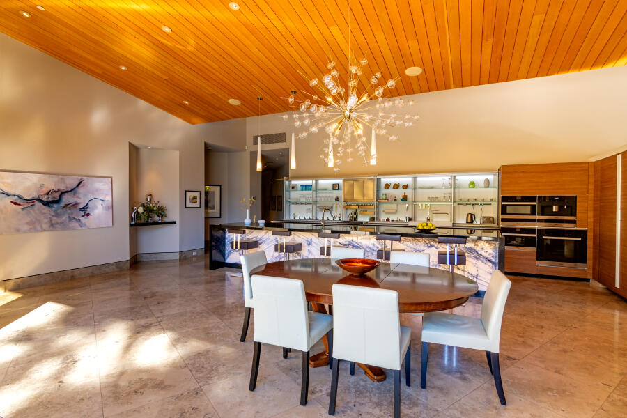 Palm Springs, California 92262, United States, 5 Bedrooms Bedrooms, ,4 BathroomsBathrooms,Residential,Active,255057