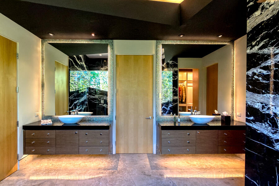 Palm Springs, California 92262, United States, 5 Bedrooms Bedrooms, ,4 BathroomsBathrooms,Residential,Active,255057