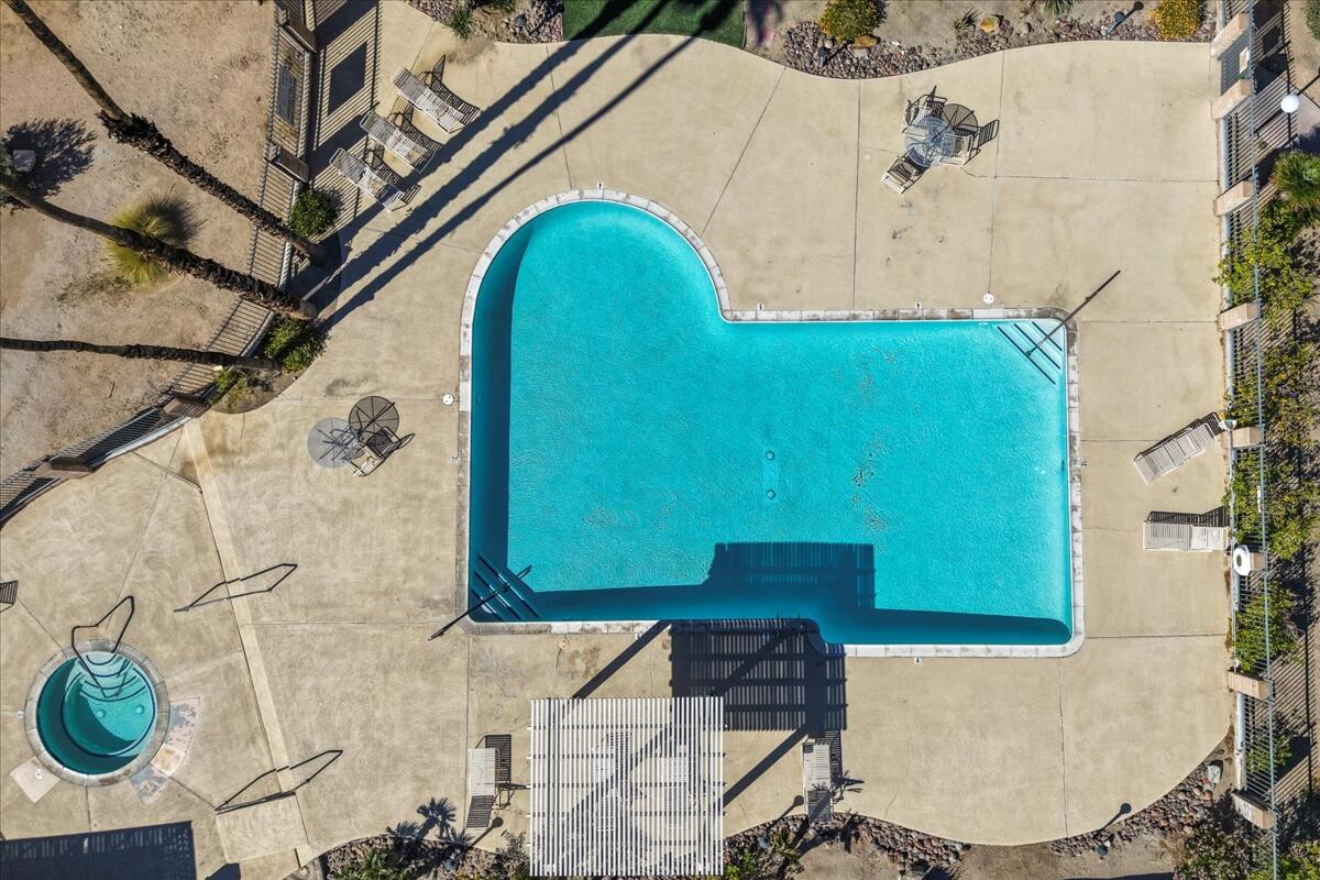 Palm Springs, California 92262, United States, 2 Bedrooms Bedrooms, ,2 BathroomsBathrooms,Residential,Active,256348