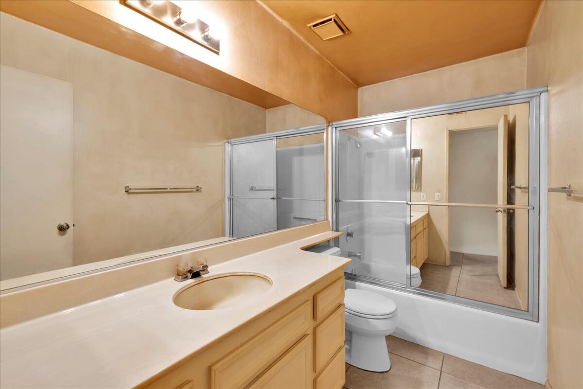 Palm Springs, California 92262, United States, 2 Bedrooms Bedrooms, ,2 BathroomsBathrooms,Residential,Active,256348