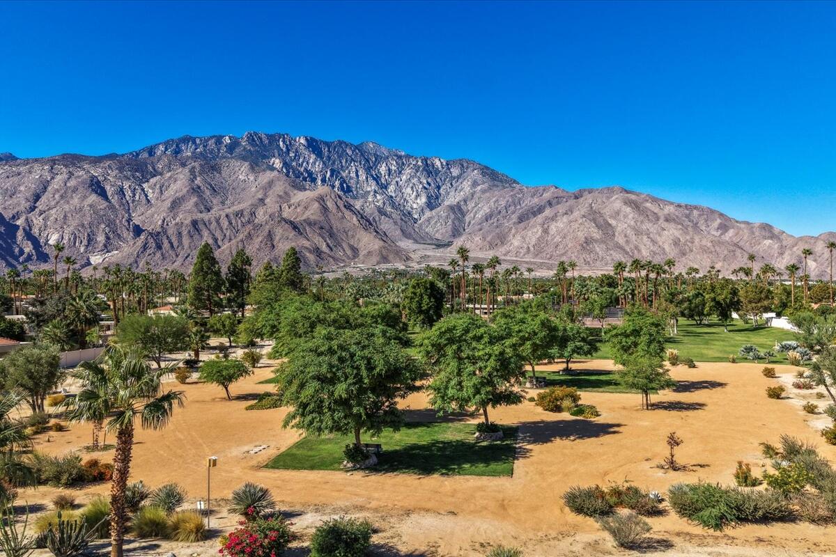 Palm Springs, California 92262, United States, 2 Bedrooms Bedrooms, ,2 BathroomsBathrooms,Residential,Active,256348