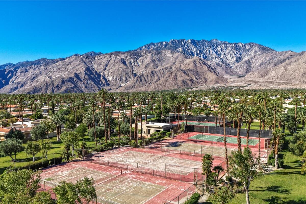 Palm Springs, California 92262, United States, 2 Bedrooms Bedrooms, ,2 BathroomsBathrooms,Residential,Active,256348