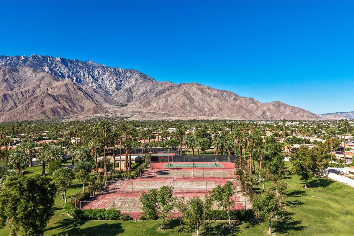 Palm Springs, California 92262, United States, 2 Bedrooms Bedrooms, ,2 BathroomsBathrooms,Residential,Active,256348