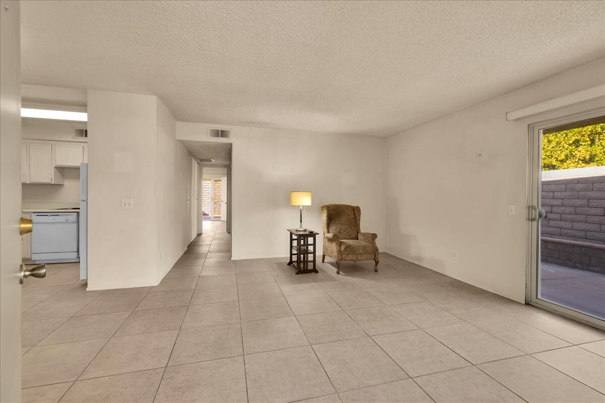 Palm Springs, California 92262, United States, 2 Bedrooms Bedrooms, ,2 BathroomsBathrooms,Residential,Active,256348
