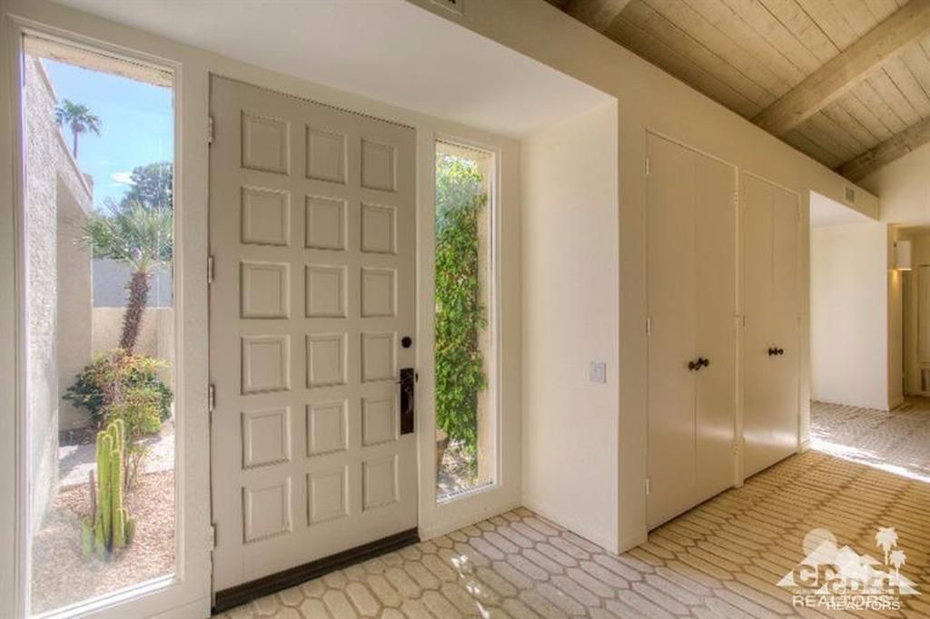 listing image 10995566069328863598