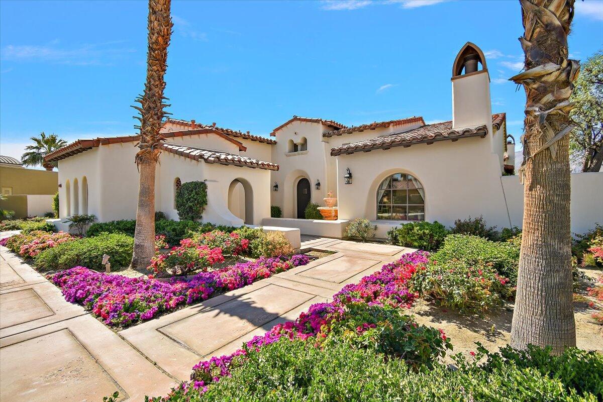 La Quinta, California 92253, United States, 5 Bedrooms Bedrooms, ,5 BathroomsBathrooms,Residential,Pending,102591