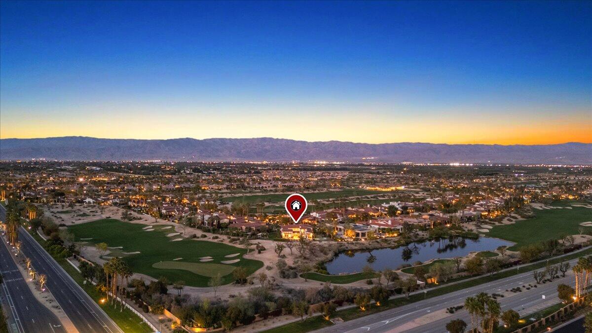 La Quinta, California 92253, United States, 5 Bedrooms Bedrooms, ,5 BathroomsBathrooms,Residential,Pending,102591