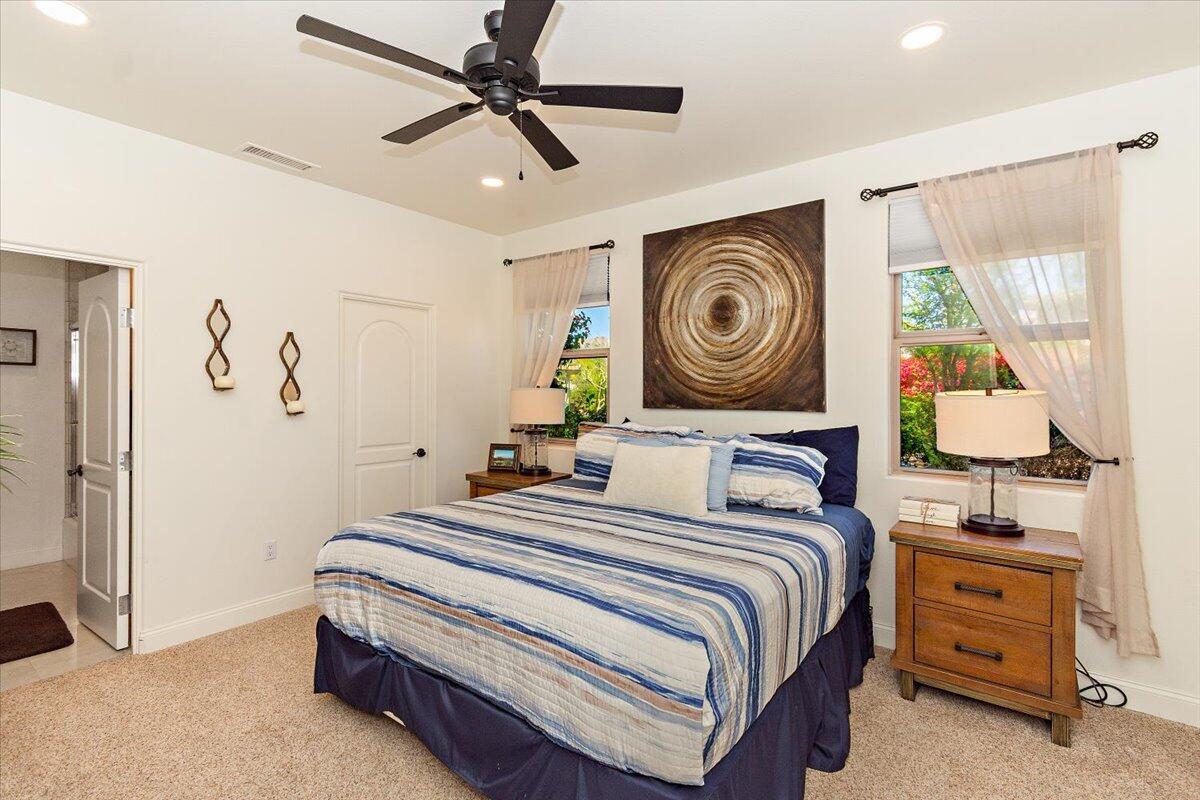 La Quinta, California 92253, United States, 5 Bedrooms Bedrooms, ,5 BathroomsBathrooms,Residential,Pending,102591