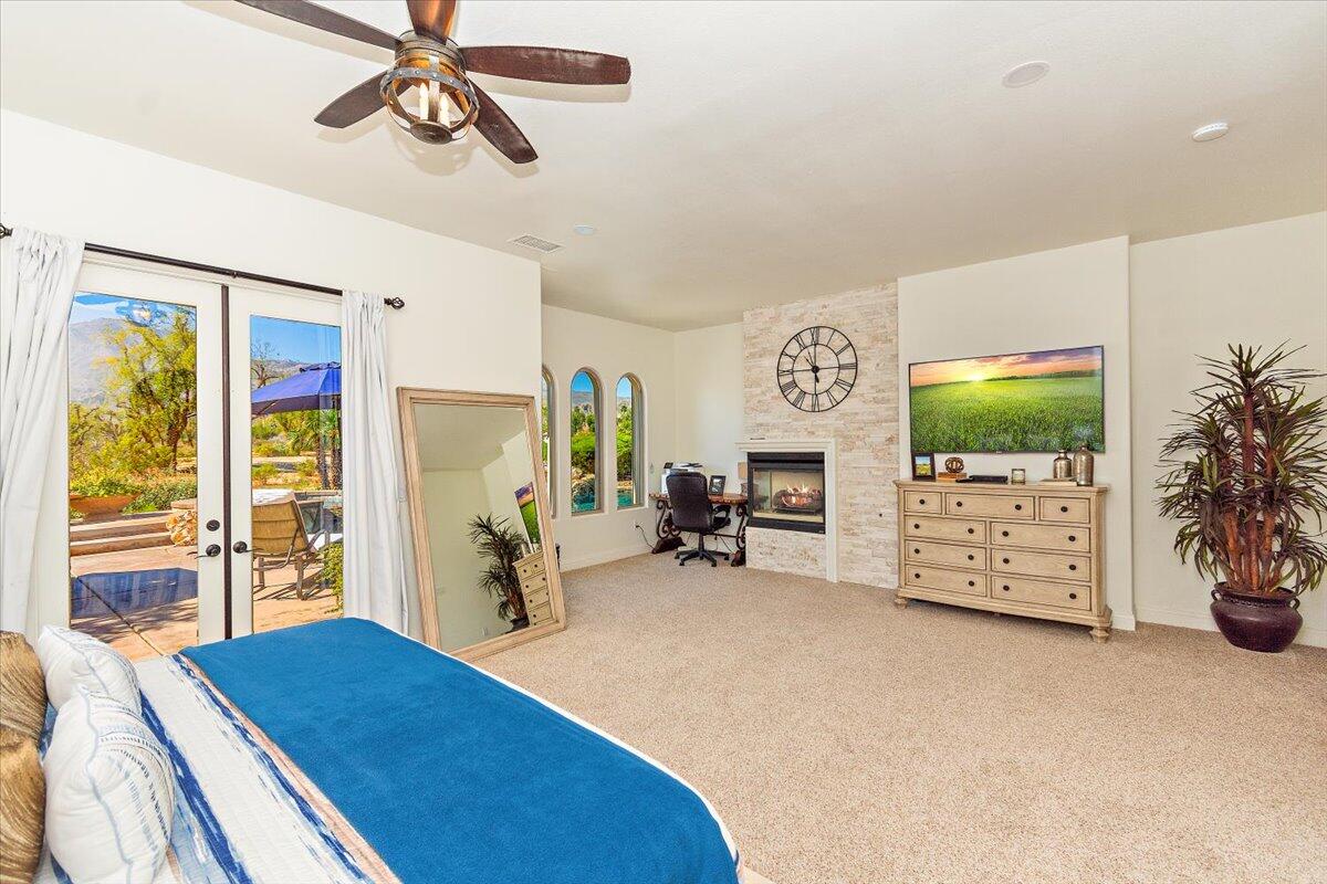 La Quinta, California 92253, United States, 5 Bedrooms Bedrooms, ,5 BathroomsBathrooms,Residential,Pending,102591