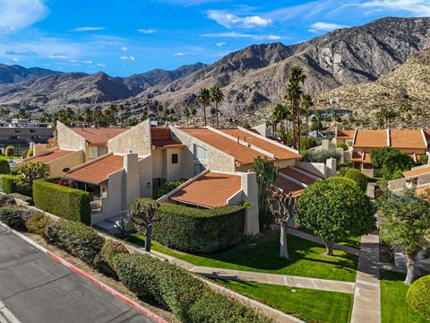 Condominium in Palm Springs CA 2600 Palm Canyon Drive.jpg