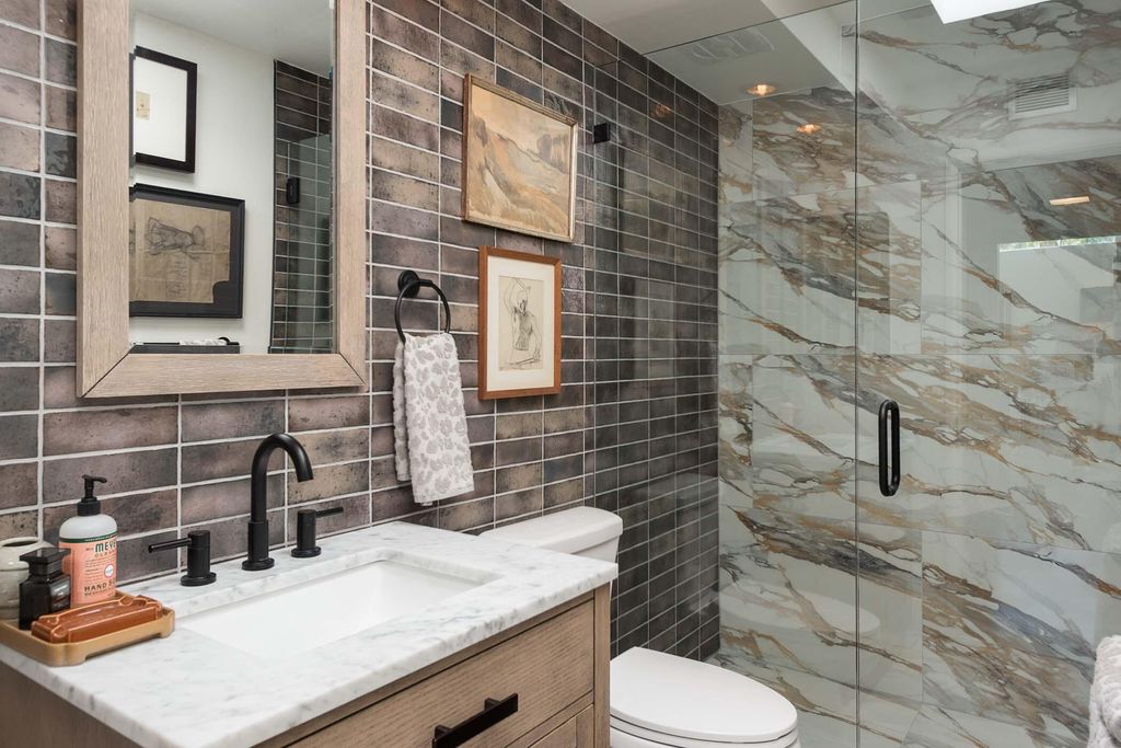 listing image 10996277144812676238