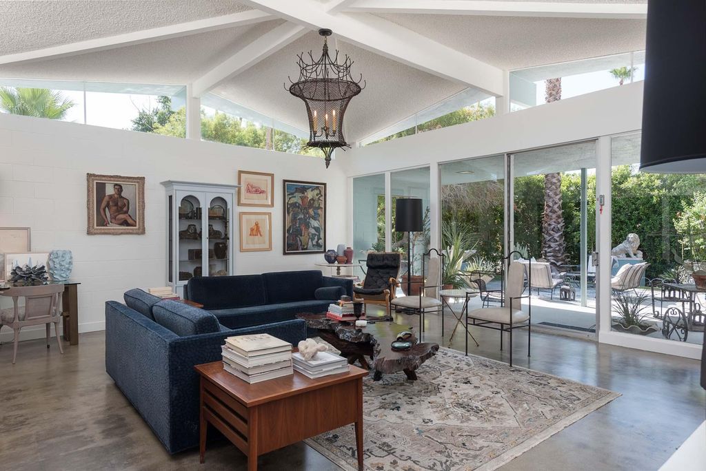 listing image 10990282263170728438