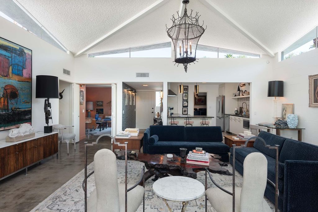 listing image 10998000541959856118