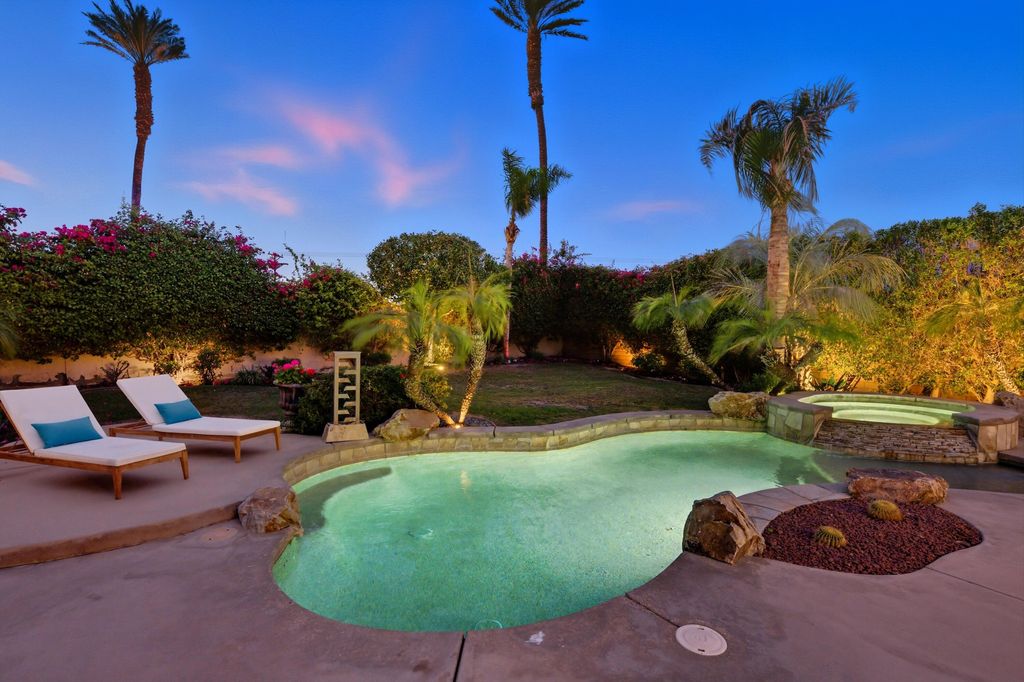 Photo of 80340 Via Valerosa, La Quinta, CA 92253 (MLS # 219136992)