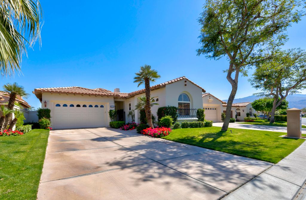 Photo of 48250 Vista Calico, La Quinta, CA 92253 (MLS # 219134084)