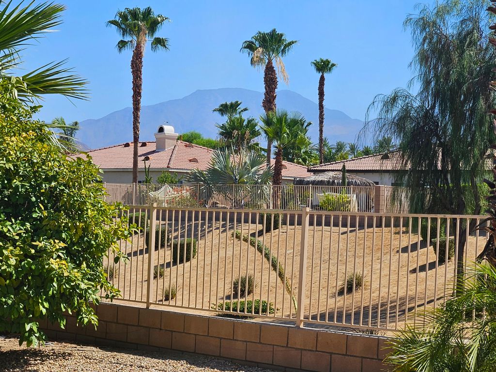 Photo of 43539 Corte Del Oro, La Quinta, CA 92253 (MLS # 219132227)
