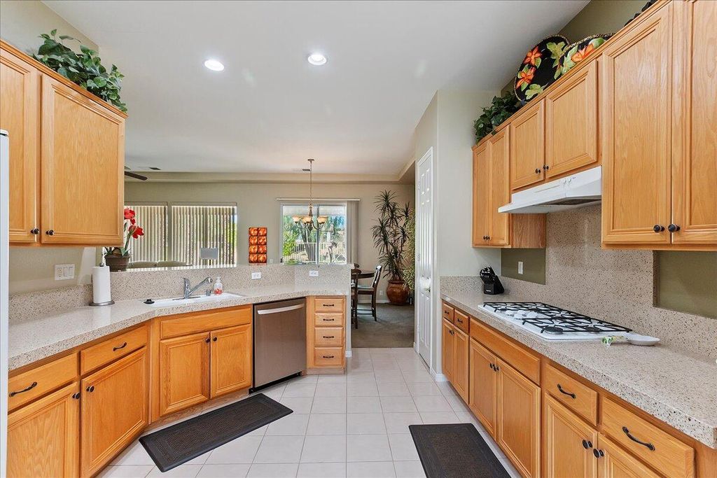 Photo of 43539 Corte Del Oro, La Quinta, CA 92253 (MLS # 219132227)