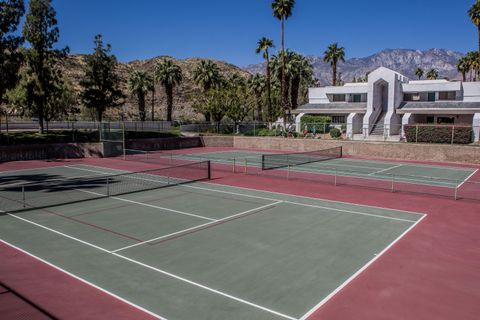 Condominium in Palm Springs CA 5301 Waverly Drive 41.jpg