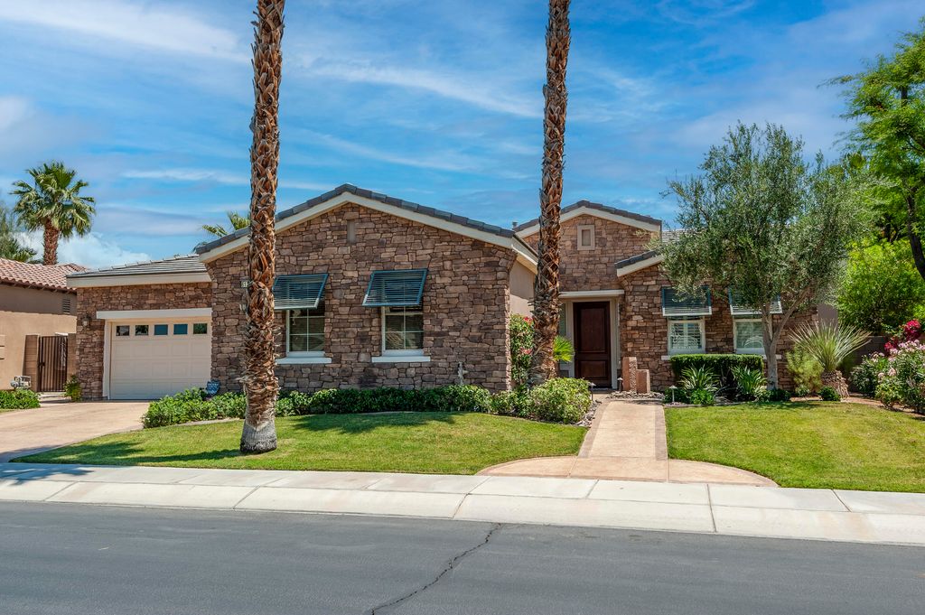 Photo of 61260 Portulaca Drive, La Quinta, CA 92253 (MLS # 219135794)