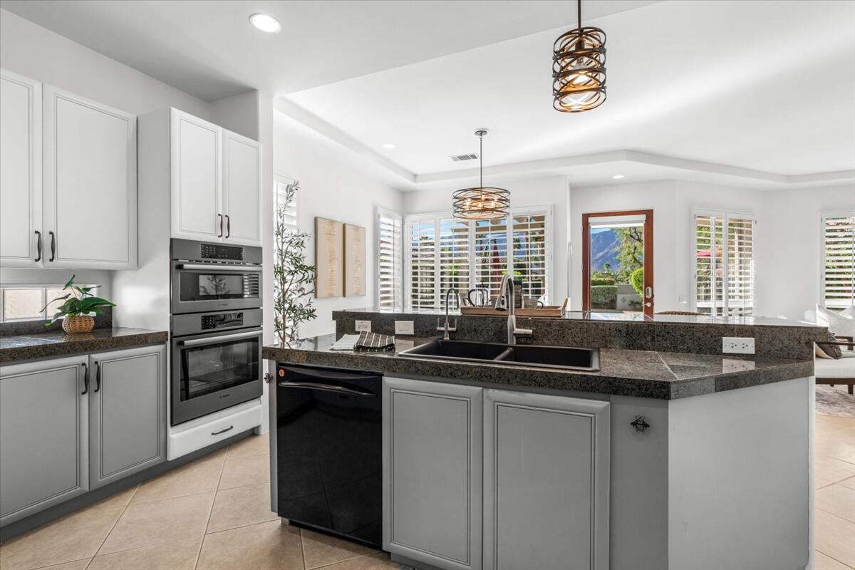 La Quinta, California 92253, United States, 3 Bedrooms Bedrooms, ,3 BathroomsBathrooms,Residential,Active,238758