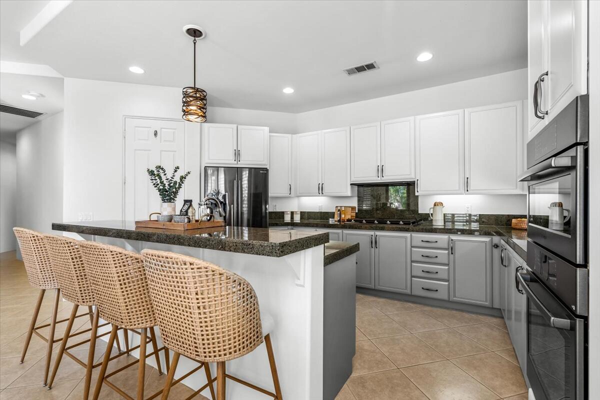 La Quinta, California 92253, United States, 3 Bedrooms Bedrooms, ,3 BathroomsBathrooms,Residential,Active,238758