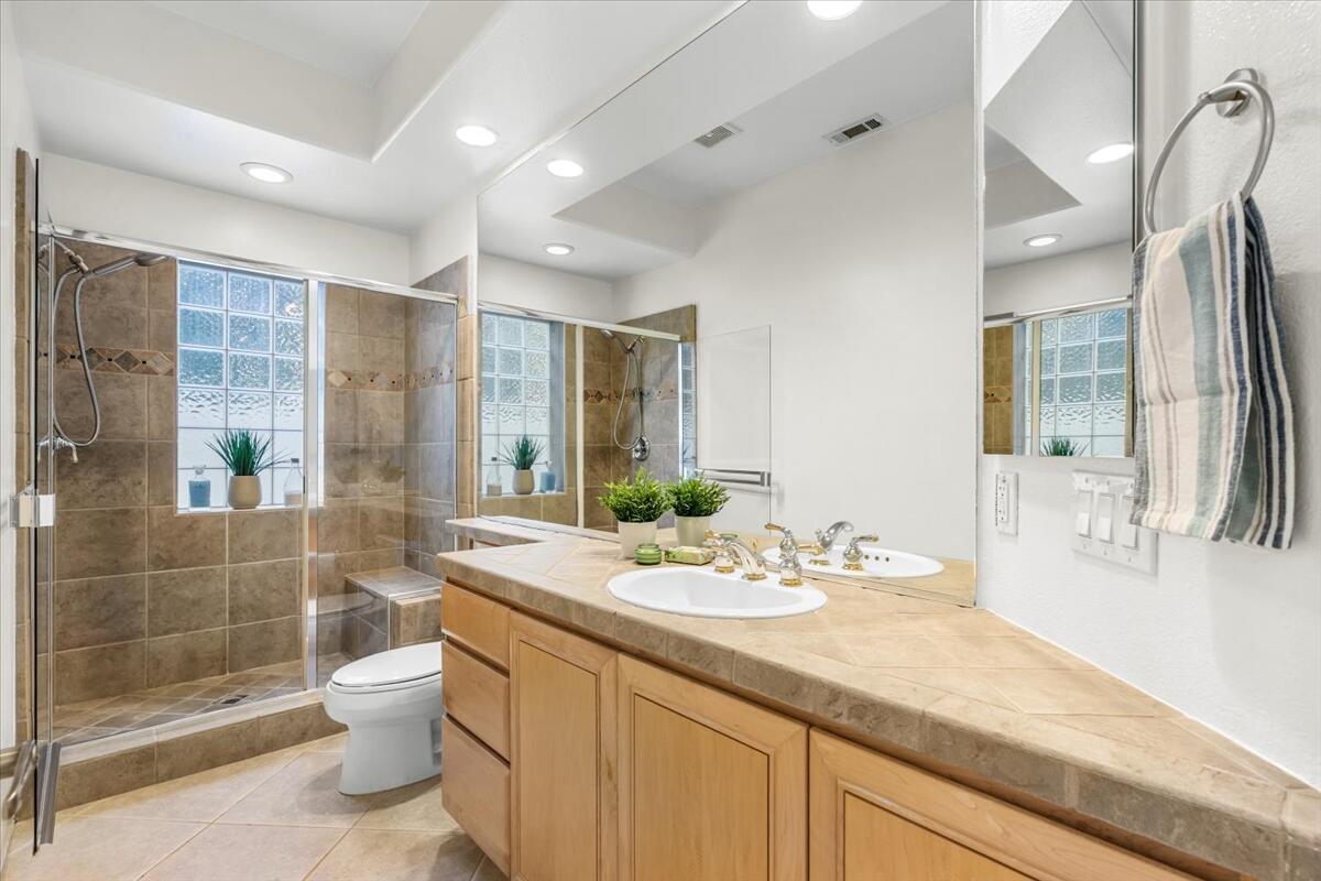 La Quinta, California 92253, United States, 3 Bedrooms Bedrooms, ,3 BathroomsBathrooms,Residential,Active,238758