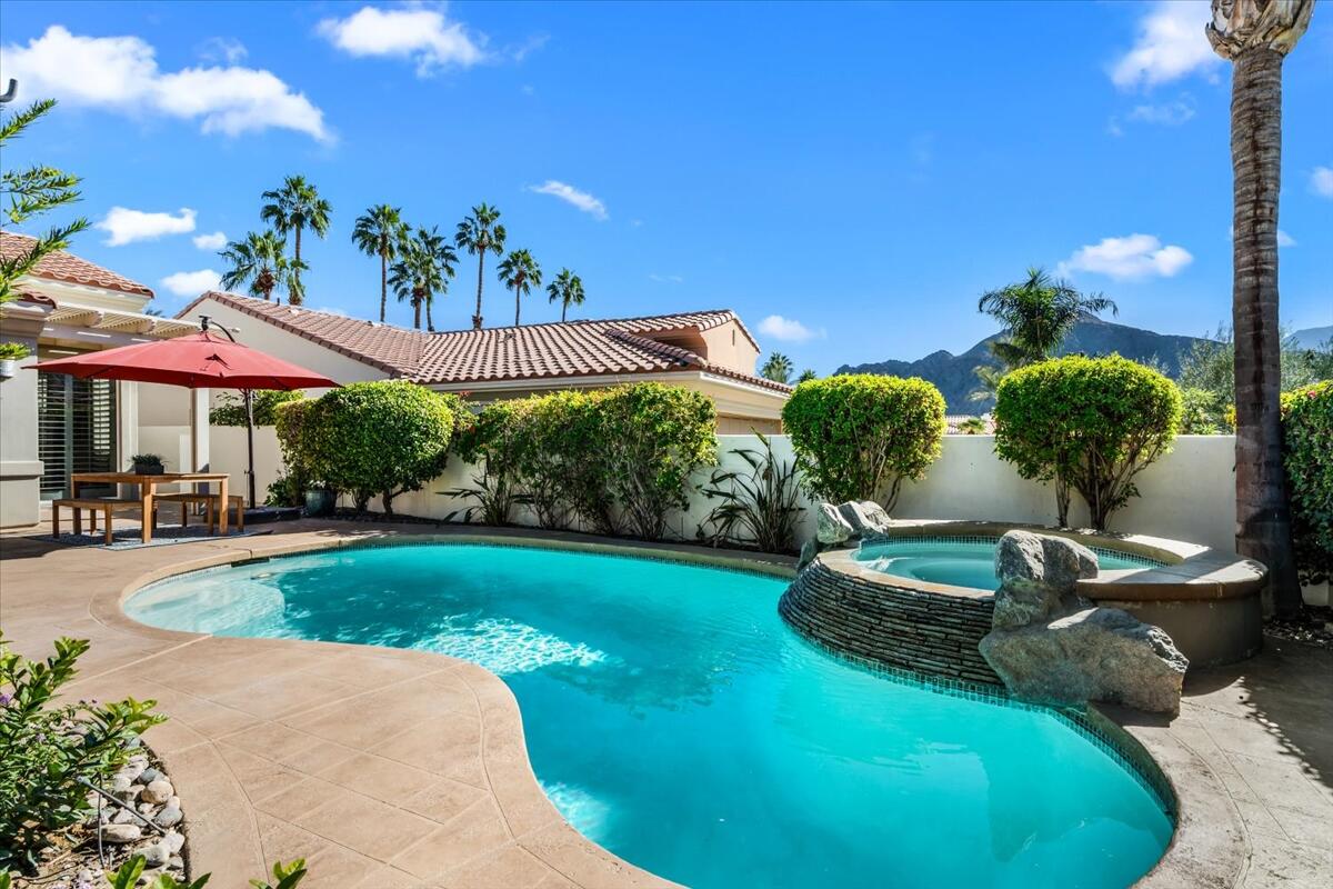 La Quinta, California 92253, United States, 3 Bedrooms Bedrooms, ,3 BathroomsBathrooms,Residential,Active,238758