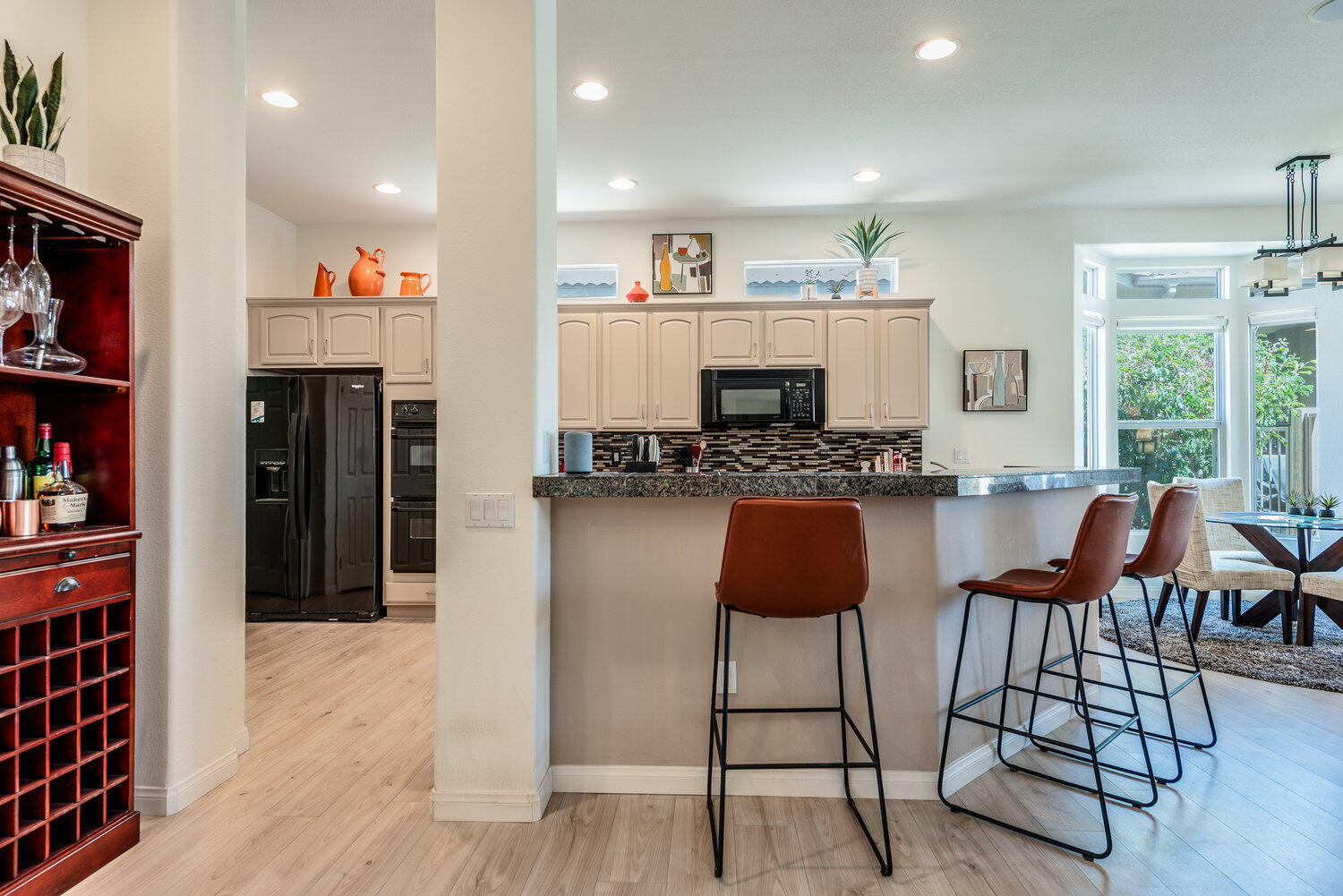 Indio, California 92201, United States, 2 Bedrooms Bedrooms, ,2 BathroomsBathrooms,Residential,Active,241411