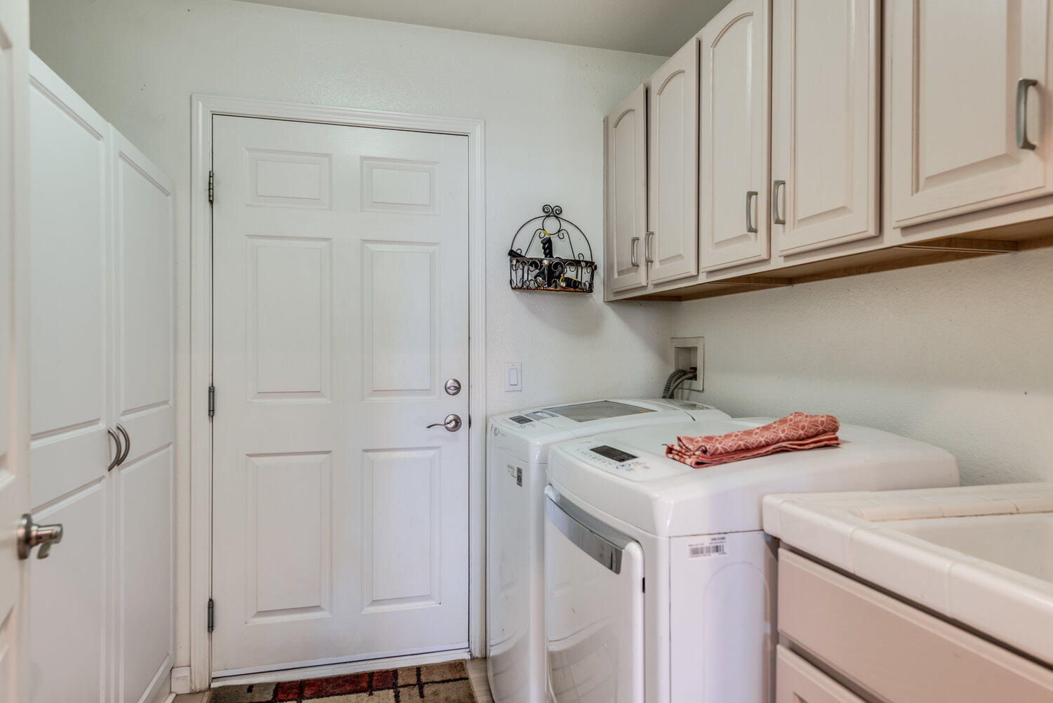 Indio, California 92201, United States, 2 Bedrooms Bedrooms, ,2 BathroomsBathrooms,Residential,Active,241411