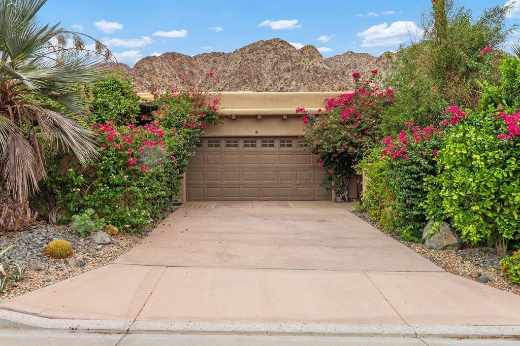 Photo of 54175 Avenida Madero, La Quinta, CA 92253 (MLS # 219134671)