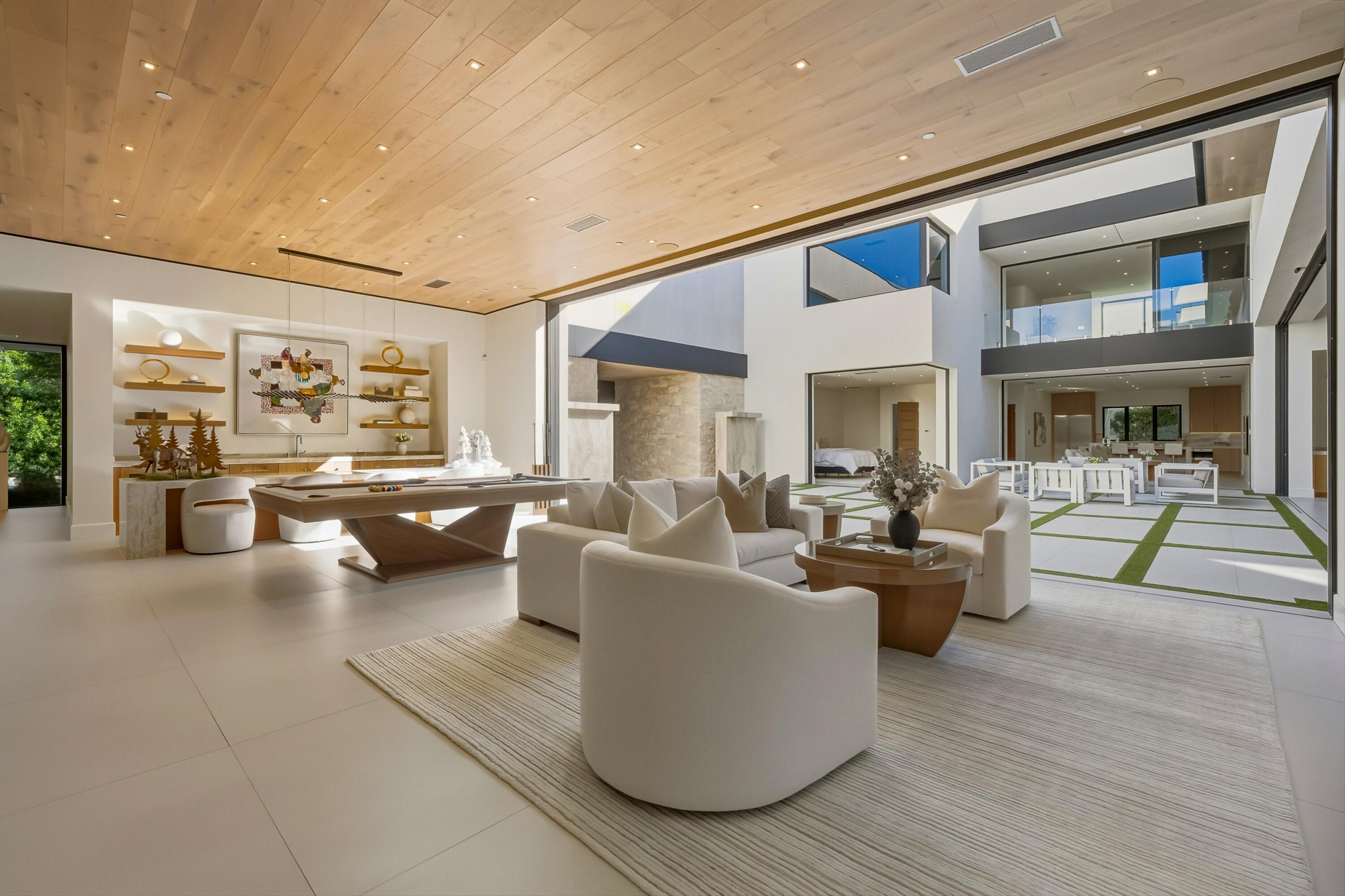 52637 Meriwether Way