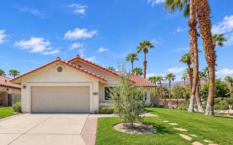 Photo of 49185 Balada Court, La Quinta, CA 92253 (MLS # 219152993)