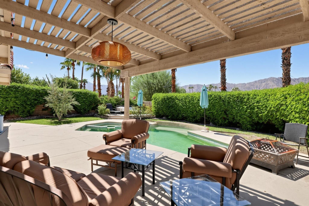 Photo of 49185 Balada Court, La Quinta, CA 92253 (MLS # 219152993)