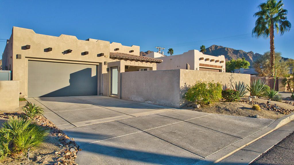 Photo of 52720 Avenue Velasco, La Quinta, CA 92253 (MLS # 219142231)