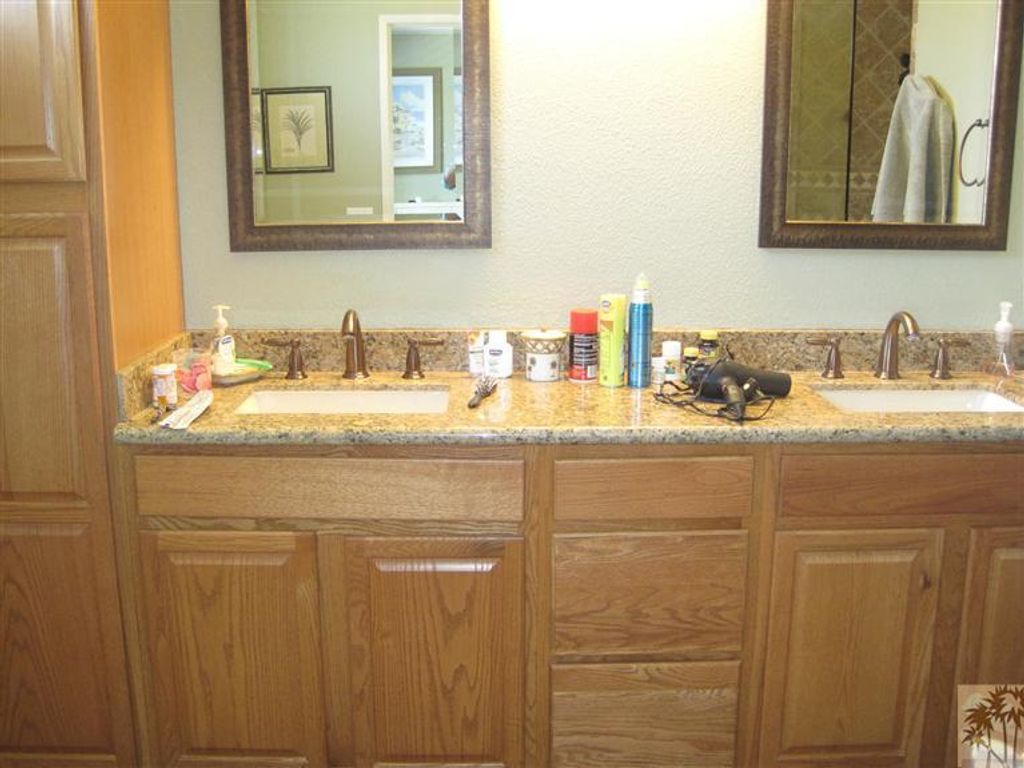 listing image 10992930323109866941