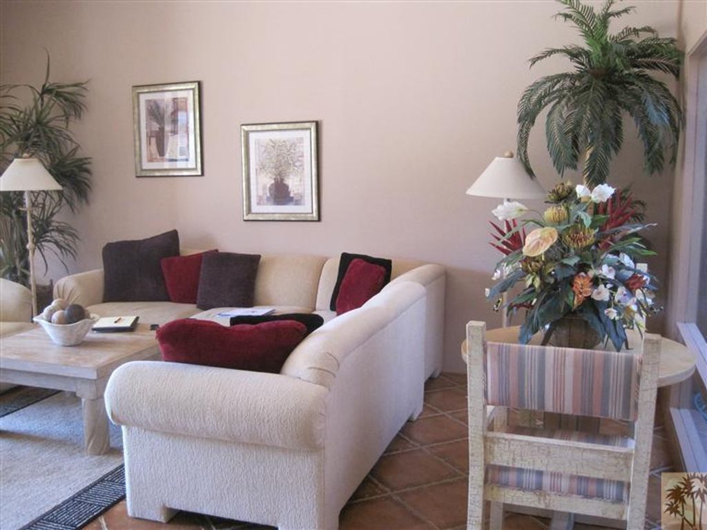listing image 10998428459048783894
