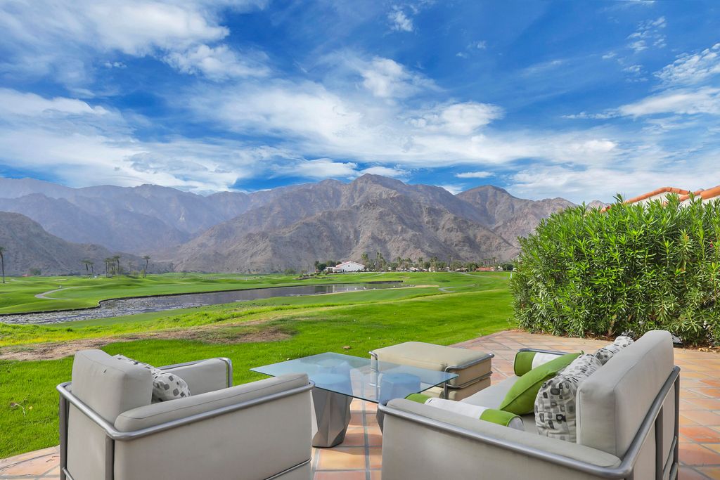 Photo of 50181 Calle Maria, La Quinta, CA 92253 (MLS # 219140194)