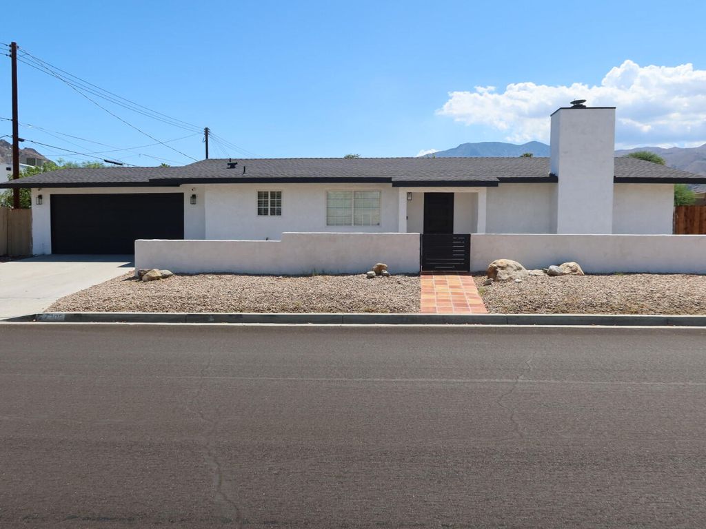Photo of 77305 Calle Colima, La Quinta, CA 92253 (MLS # 219134761)