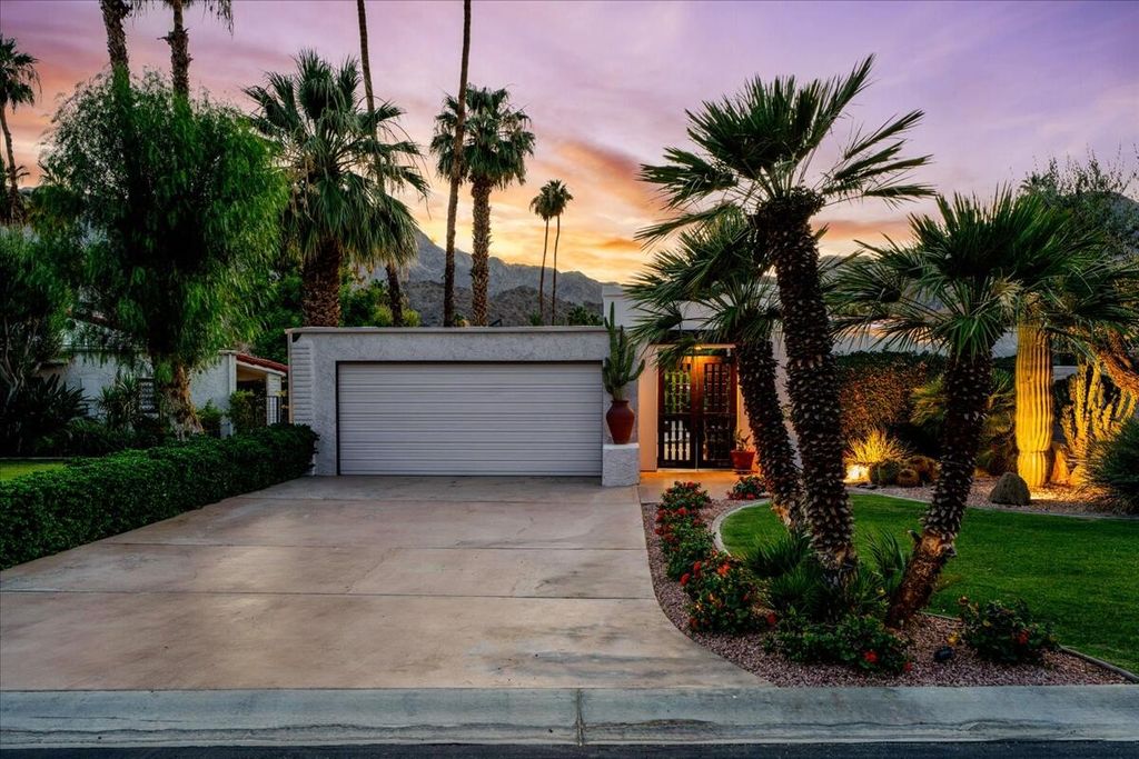 Photo of 48901 Avenida Anselmo, La Quinta, CA 92253 (MLS # 219132041)