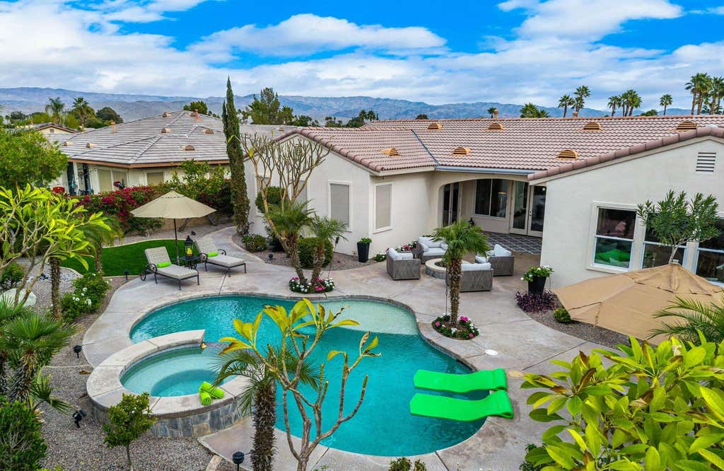 Photo of 43309 Parkway Esplanade W, La Quinta, CA 92253 (MLS # 219149877)