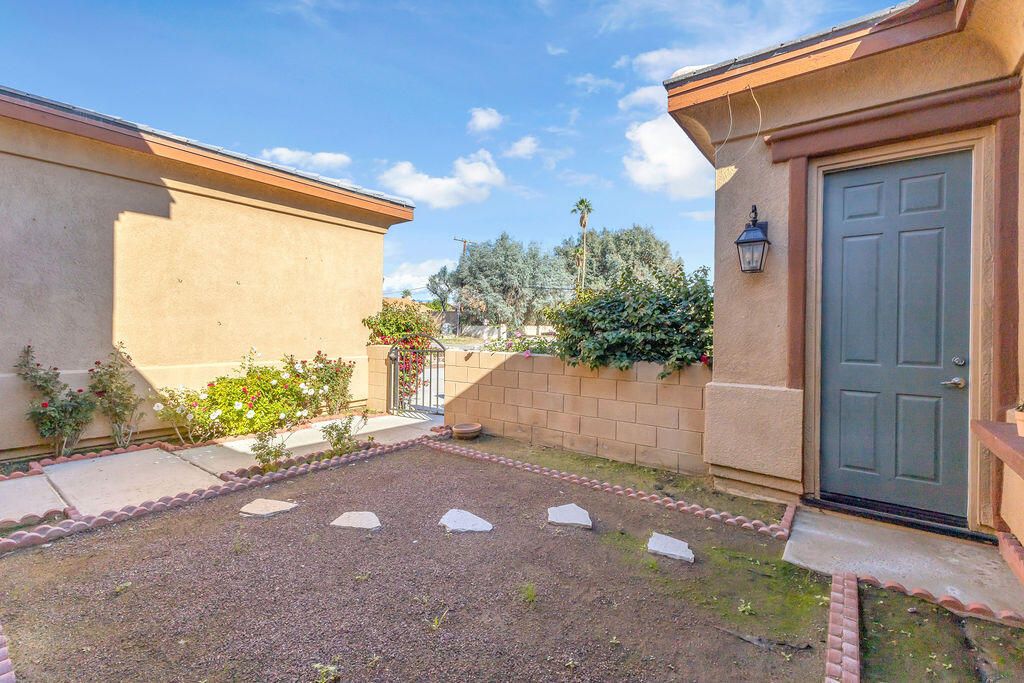 Photo of 46109 Roadrunner Lane, La Quinta, CA 92253 (MLS # 219141025)