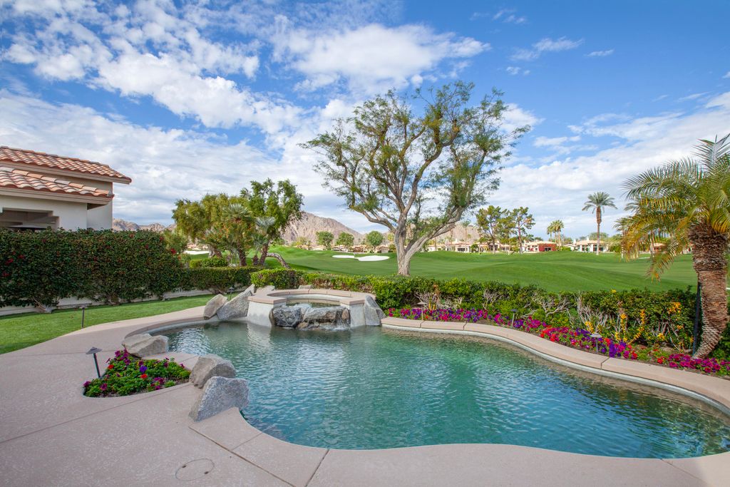 Photo of 78870 Cabrillo Way, La Quinta, CA 92253 (MLS # 219142019)