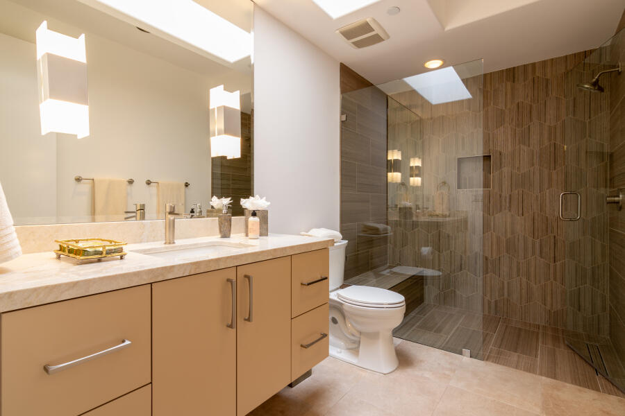 Palm Springs, California 92262, United States, 5 Bedrooms Bedrooms, ,5 BathroomsBathrooms,Residential,Active,250691